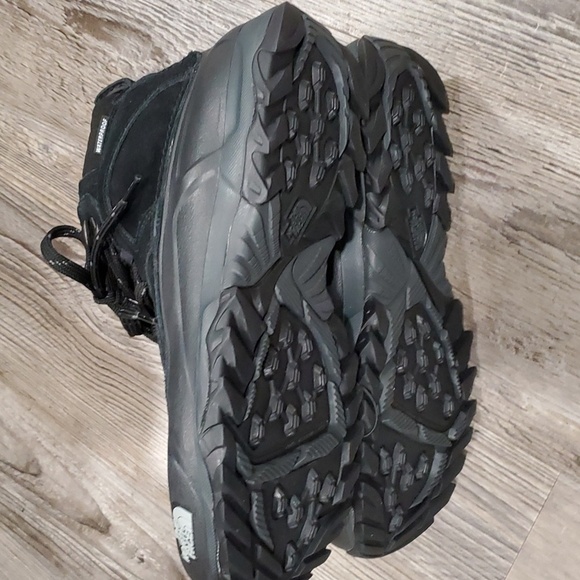 The North Face Snowfuse Waterproof Boots Size 8 main image 6